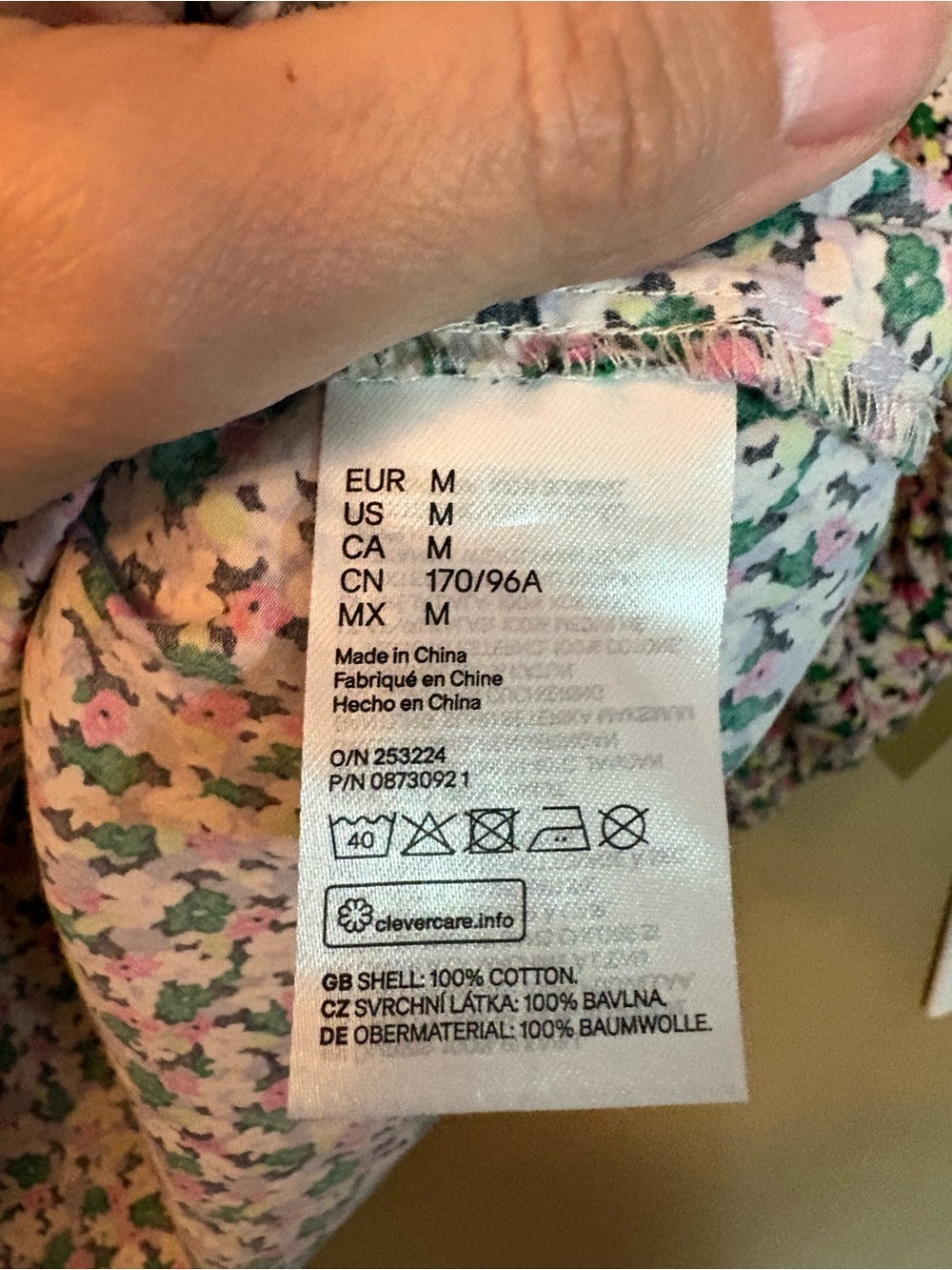 H&M Floral Square-Neck Puff Sleeve Blouse in Pink and Green - Picture 8 of 9
